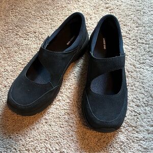 Women’s Lands’ End dark blue Velcro strap clogs shoes size 7